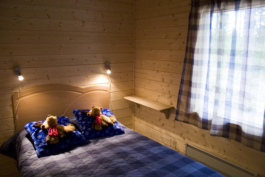 Vanha Vaeaetaenen Cottage Vaatanen Habitación foto