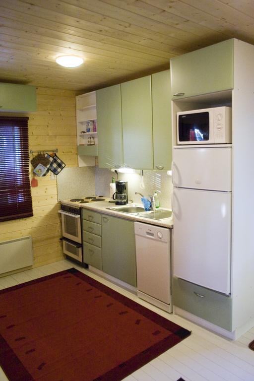 Vanha Vaeaetaenen Cottage Vaatanen Habitación foto